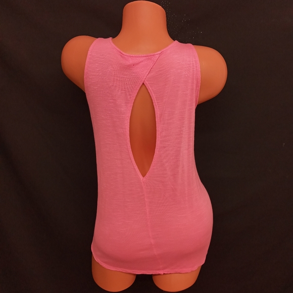 1X Sexy Ambiance apparel pink open back blended sleeveless top - Picture 1 of 9
